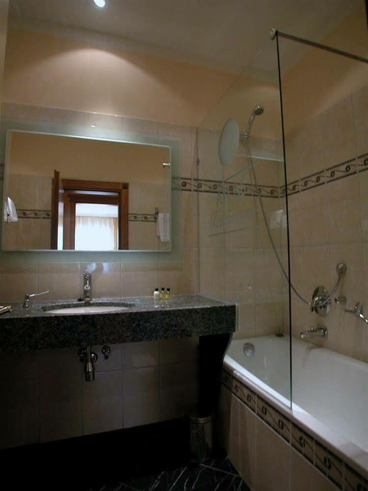 Hotel Atlas มิวนิก ภายนอก รูปภาพ